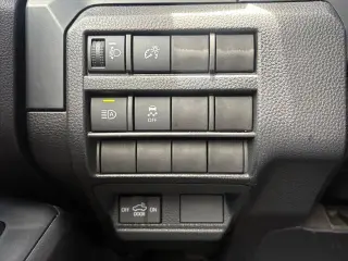 Toyota Tacoma 2025 4x2 SR 4dr Double Cab 5.0 ft SB