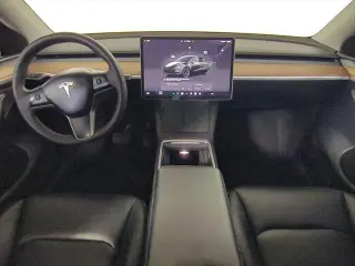Tesla Model Y 2024 AWD Long Range 4dr Crossover