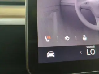 Tesla Model Y 2024 AWD Long Range 4dr Crossover