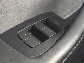 Tesla Model Y 2024 AWD Long Range 4dr Crossover