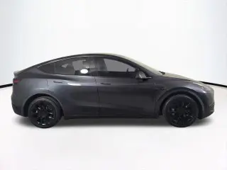 Tesla Model Y 2024 AWD Long Range 4dr Crossover
