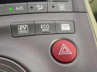 Toyota Prius 2012 Four 4dr Hatchback