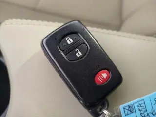 Toyota Prius 2012 Four 4dr Hatchback