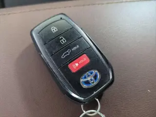 Toyota Venza 2021 AWD Limited 4dr Crossover