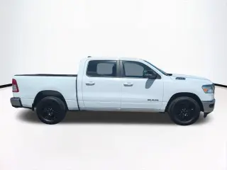 Ram 1500 2022 4x4 Big Horn 4dr Crew Cab 5.6 ft. SB Pickup