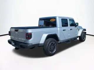 Jeep Gladiator 2022 4x4 Overland 4dr Crew Cab 5.0 ft. SB