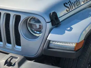 Jeep Gladiator 2022 4x4 Overland 4dr Crew Cab 5.0 ft. SB