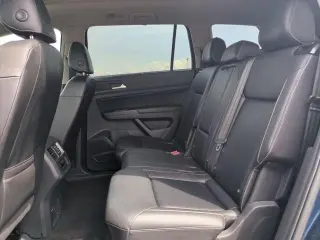 Volkswagen Atlas 2021 AWD SE 4Motion 4dr SUV w/Technology (midyear release)