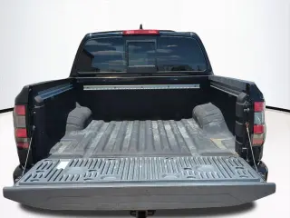 Nissan Frontier 2022 4x4 PRO-4X 4dr Crew Cab 5 ft. SB