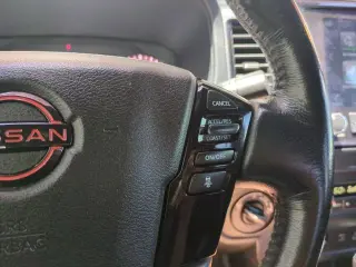 Nissan Frontier 2022 4x4 PRO-4X 4dr Crew Cab 5 ft. SB