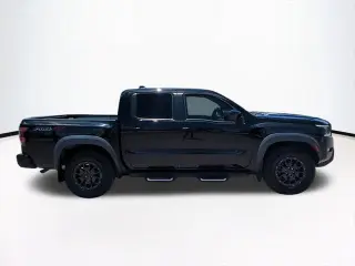Nissan Frontier 2022 4x4 PRO-4X 4dr Crew Cab 5 ft. SB