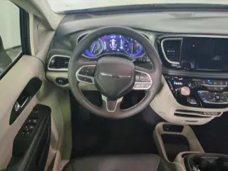 Chrysler Pacifica 2023 Touring L 4dr Mini-Van
