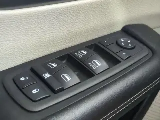 Chrysler Pacifica 2023 Touring L 4dr Mini-Van