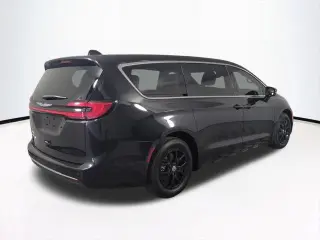 Chrysler Pacifica 2023 Touring L 4dr Mini-Van
