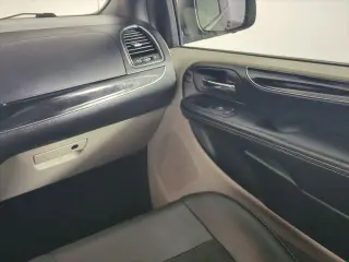 Dodge Grand Caravan 2019 SXT 4dr Mini-Van