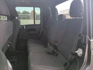 Jeep Gladiator 2024 4x4 Sport 4dr Crew Cab 5.0 ft. SB