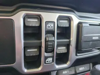 Jeep Wrangler Unlimited 2021 4x4 Sahara 4dr SUV