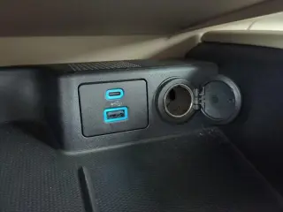 Ford Escape Hybrid 2022 AWD Titanium 4dr SUV