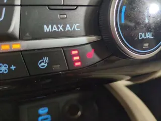 Ford Escape Hybrid 2022 AWD Titanium 4dr SUV