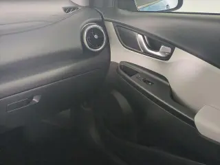 Hyundai KONA 2022 SEL 4dr Crossover