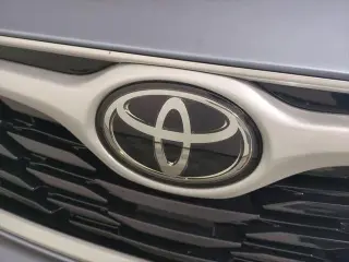 Toyota Highlander 2023 XLE 4dr SUV