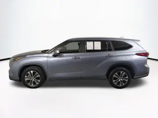 Toyota Highlander 2023 XLE 4dr SUV
