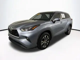 Toyota Highlander 2023 XLE 4dr SUV