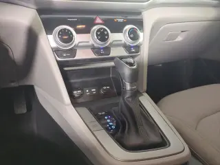 Hyundai ELANTRA 2019 SE 4dr Sedan 6M