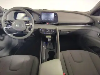 Hyundai ELANTRA 2025 SE 4dr Sedan