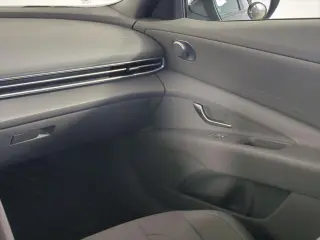 Hyundai ELANTRA 2025 SE 4dr Sedan