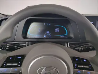 Hyundai ELANTRA 2025 SE 4dr Sedan