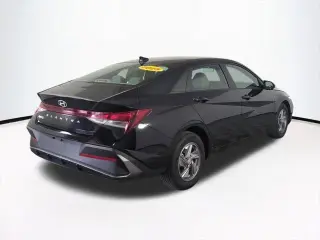 Hyundai ELANTRA 2025 SE 4dr Sedan