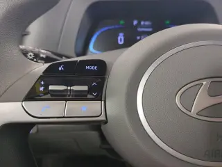 Hyundai ELANTRA 2025 SE 4dr Sedan