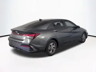 Hyundai ELANTRA 2025 SE 4dr Sedan