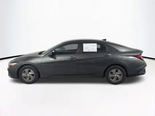 Hyundai ELANTRA 2025 SE 4dr Sedan