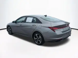 Hyundai ELANTRA 2023 SEL 4dr Sedan