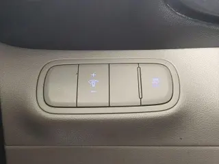 Hyundai VENUE 2024 SEL 4dr Crossover