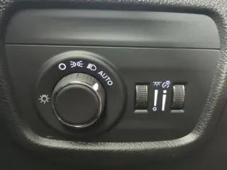 Jeep Grand Cherokee 2025 4x4 Laredo 4dr SUV