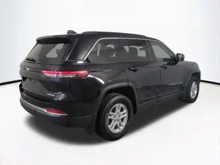 Jeep Grand Cherokee 2025 4x4 Laredo 4dr SUV
