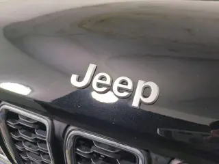 Jeep Grand Cherokee 2025 4x4 Laredo 4dr SUV