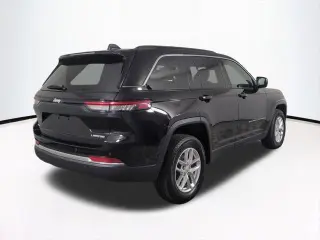 Jeep Grand Cherokee 2025 4x4 Laredo 4dr SUV