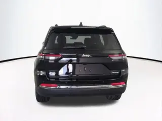 Jeep Grand Cherokee 2025 4x4 Laredo 4dr SUV