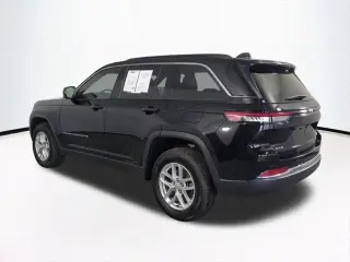 Jeep Grand Cherokee 2025 4x4 Laredo 4dr SUV