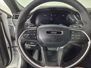 Jeep Grand Cherokee 2025 4x4 Limited 4dr SUV