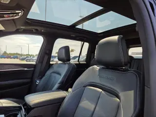 Jeep Grand Cherokee 2022 4x2 Overland 4dr SUV (midyear release)