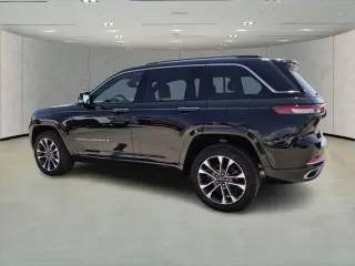 Jeep Grand Cherokee 2022 4x2 Overland 4dr SUV (midyear release)