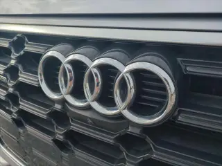 Audi Q5 2024 AWD quattro S line Premium Plus 45 TFSI 4dr SUV