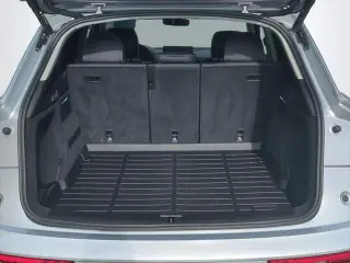 Audi Q5 2024 AWD quattro S line Premium Plus 45 TFSI 4dr SUV