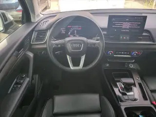 Audi Q5 2024 AWD quattro S line Premium Plus 45 TFSI 4dr SUV
