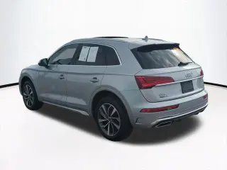 Audi Q5 2024 AWD quattro S line Premium Plus 45 TFSI 4dr SUV